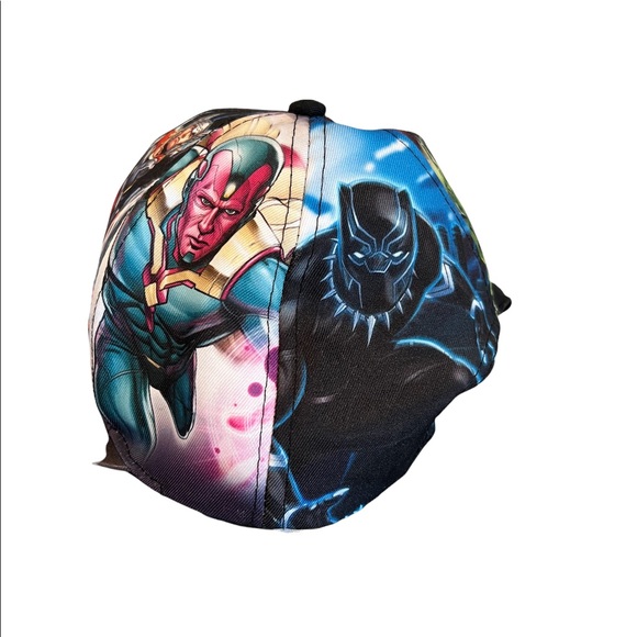 Boys Avengers hat - Picture 2 of 4